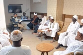 رئيس مركز مكة المكرمة بالبعثة السودانية يقف على أوضاع حجاج النيل الابيض

مكة الم