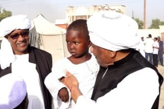 رئيس مجلس الوزراء د. كامل إدريس يتفقد مراكز الإيواء ويؤكد إهتمام الدولة بقضايا ا