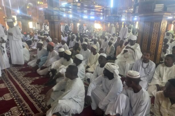 والي شمال كردفان يؤدي صلاة عيد الأضحى بمسجد الأبيض العتيق

الأبيض 6-6-2025م (سون